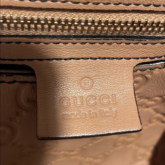 Authentic Gucci hobo bag - Picture 4 of 8